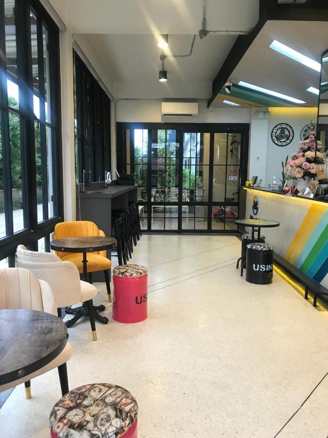 Mosstel Hotel Phitsanulok Eksteriør billede