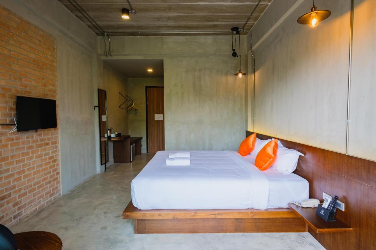 Mosstel Hotel Phitsanulok Eksteriør billede